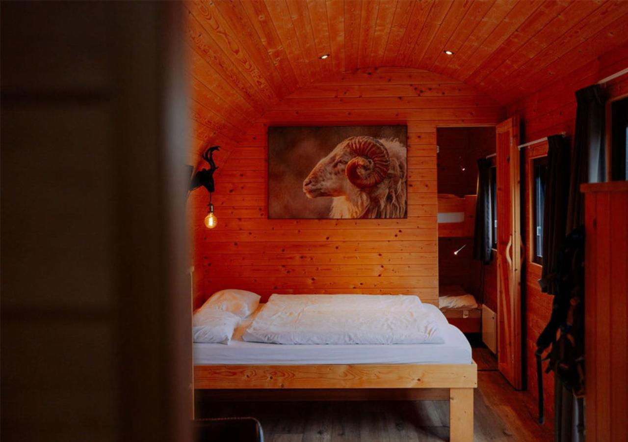 AZUR Camping Schwäbische Alb Sonnenbühl Exterior foto
